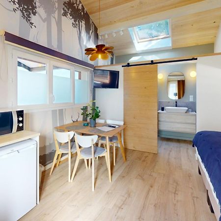 AussonneLa Planette住宿加早餐旅馆 外观 照片