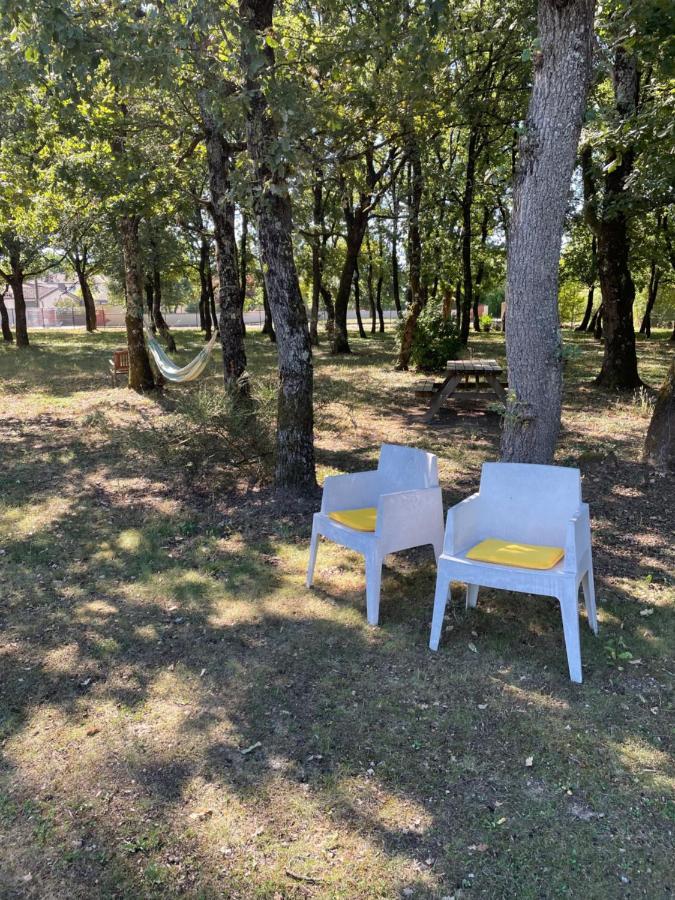 AussonneLa Planette住宿加早餐旅馆 外观 照片
